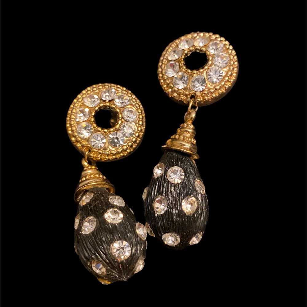 Elegant 1980s vintage clip ons by BLANCA